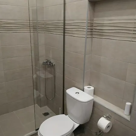 Ladadika New 3