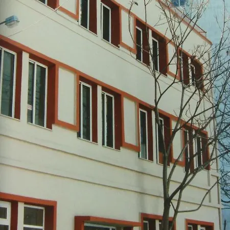 Apartment Ladadika New 3 *